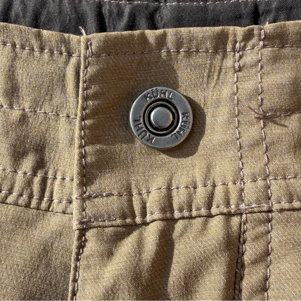 Kuhl Shorts Men’s 35x10 Brown Flat Front Stretch‎ Hiking 5 Pocket Unlined Nylon - Picture 5 of 13